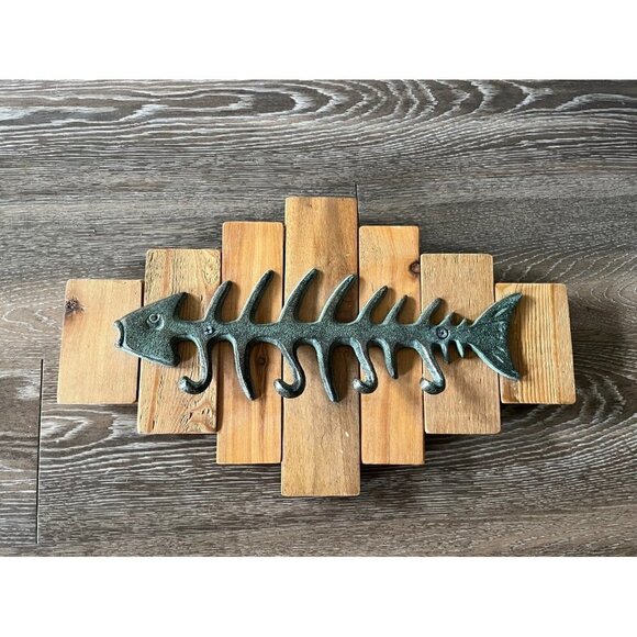 Home decor hook - Picture 1 of 3